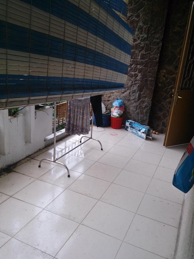 Cho Nữ thuê phòng - 4