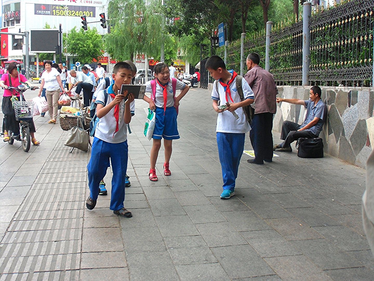 Нет, я кому попало врать не стану! Нет, я кому попало врать не стану!