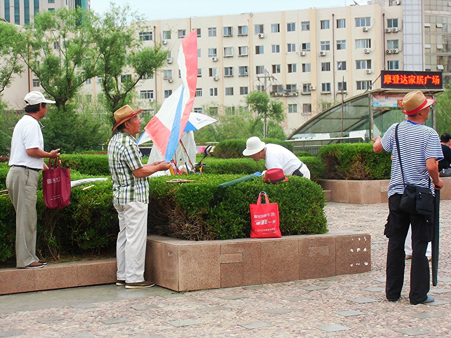 Нет, я кому попало врать не стану! Нет, я кому попало врать не стану!