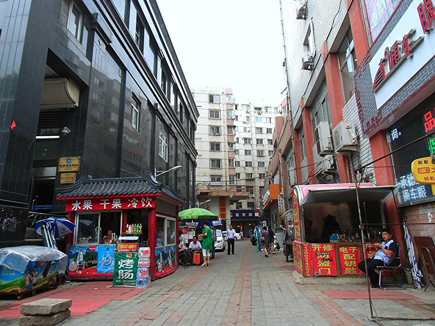 Нет, я кому попало врать не стану! 