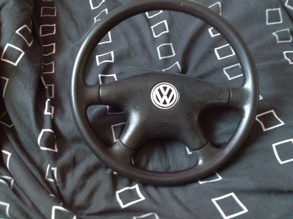T4 2001 original steering wheel! VW T4 Forum VW T5 Forum