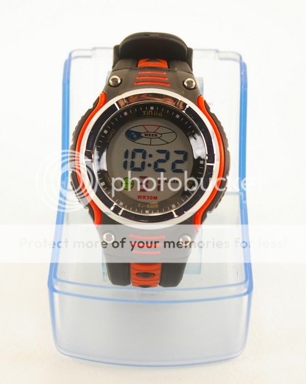 NEUF ** MONTRE SPORT DIGITALE HOMME / GARCON   ETANCHE 3 atm