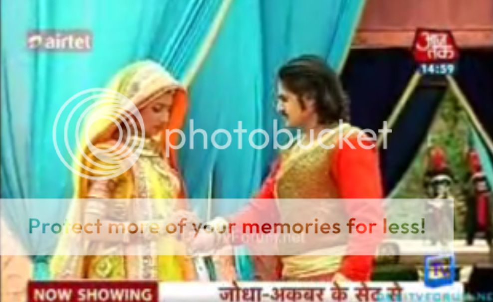 photo t4t4tt_zps789861a9.jpg